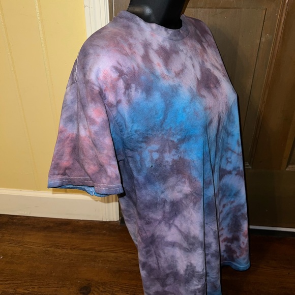 Gildan Blue Purple Custom Tie-Dye Retro Cosmic Short Sleeve Cotton Shirt Size M - Picture 6 of 7